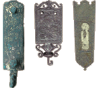 Drie riemtongen, 1400-1450, 1500-1525 en 1350-1425